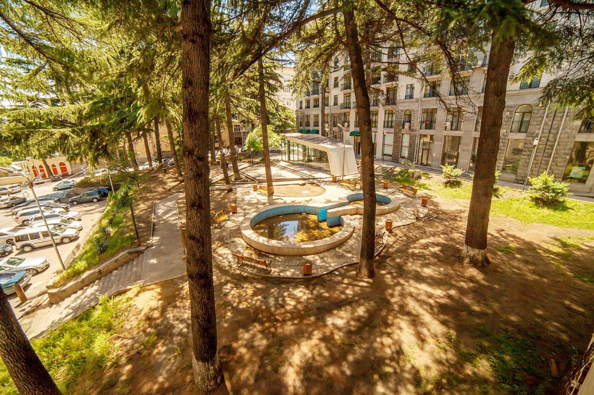 Hermes Apartment Tbilisi Exteriör bild